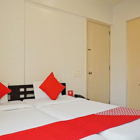 Oyo 12227 Hotel Resonare Baner Púna Exteriér fotografie